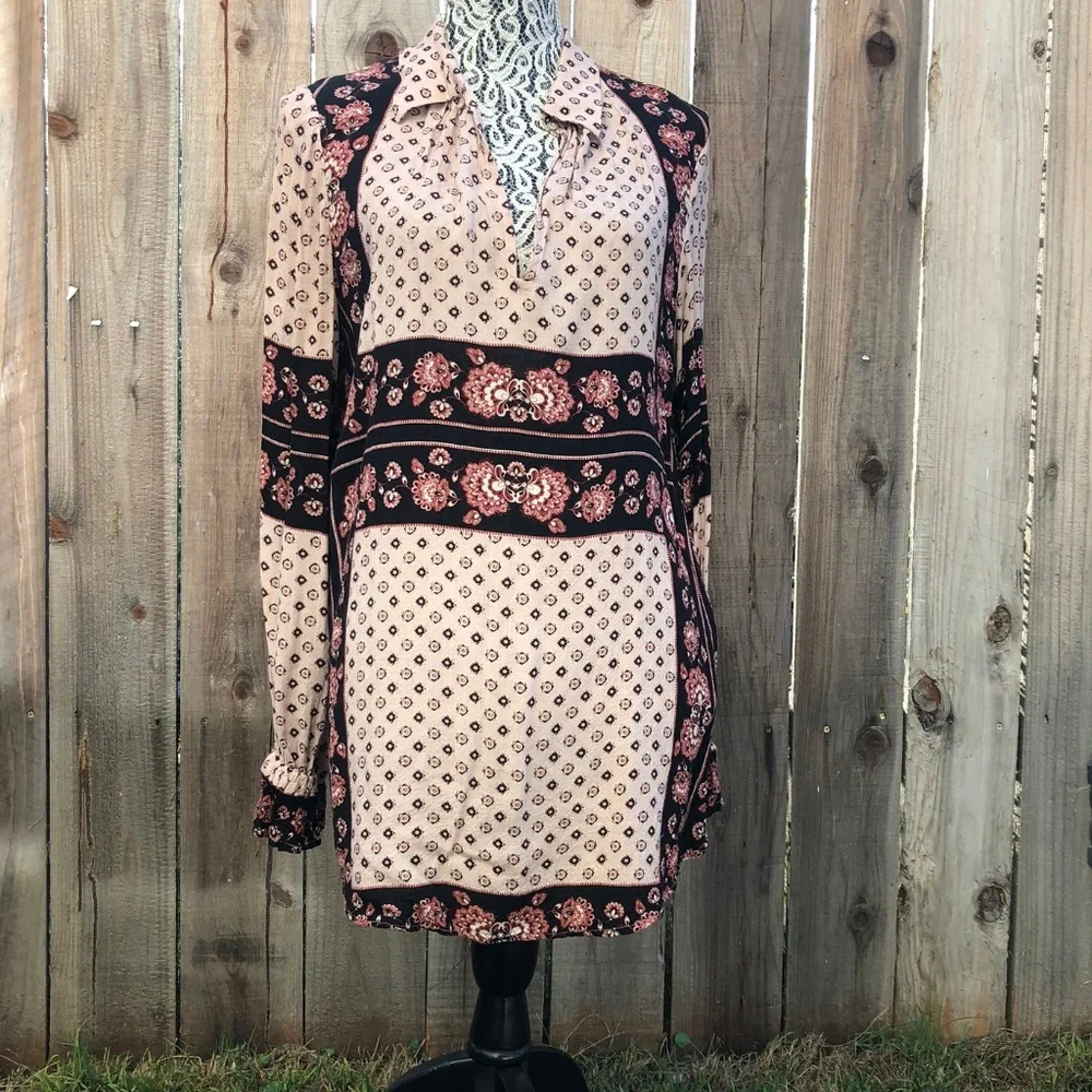 Free People Boho Floral Cream Colored Tunic - Picture 4 of 9